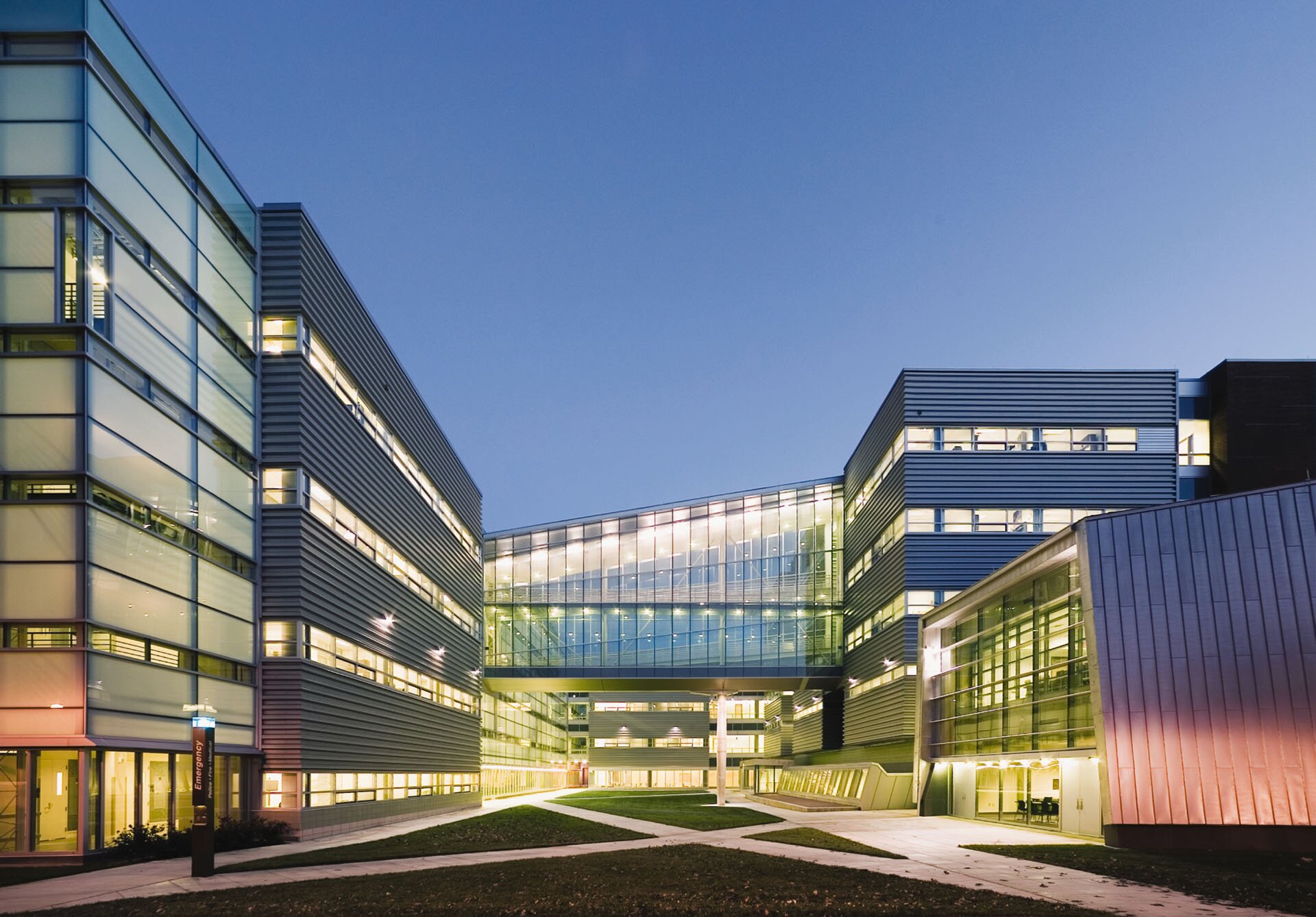 Scott Laboratory, School of Mechanical Engineering, The Ohio State University, Columbus, Ohio, Polshek Partnership Architects