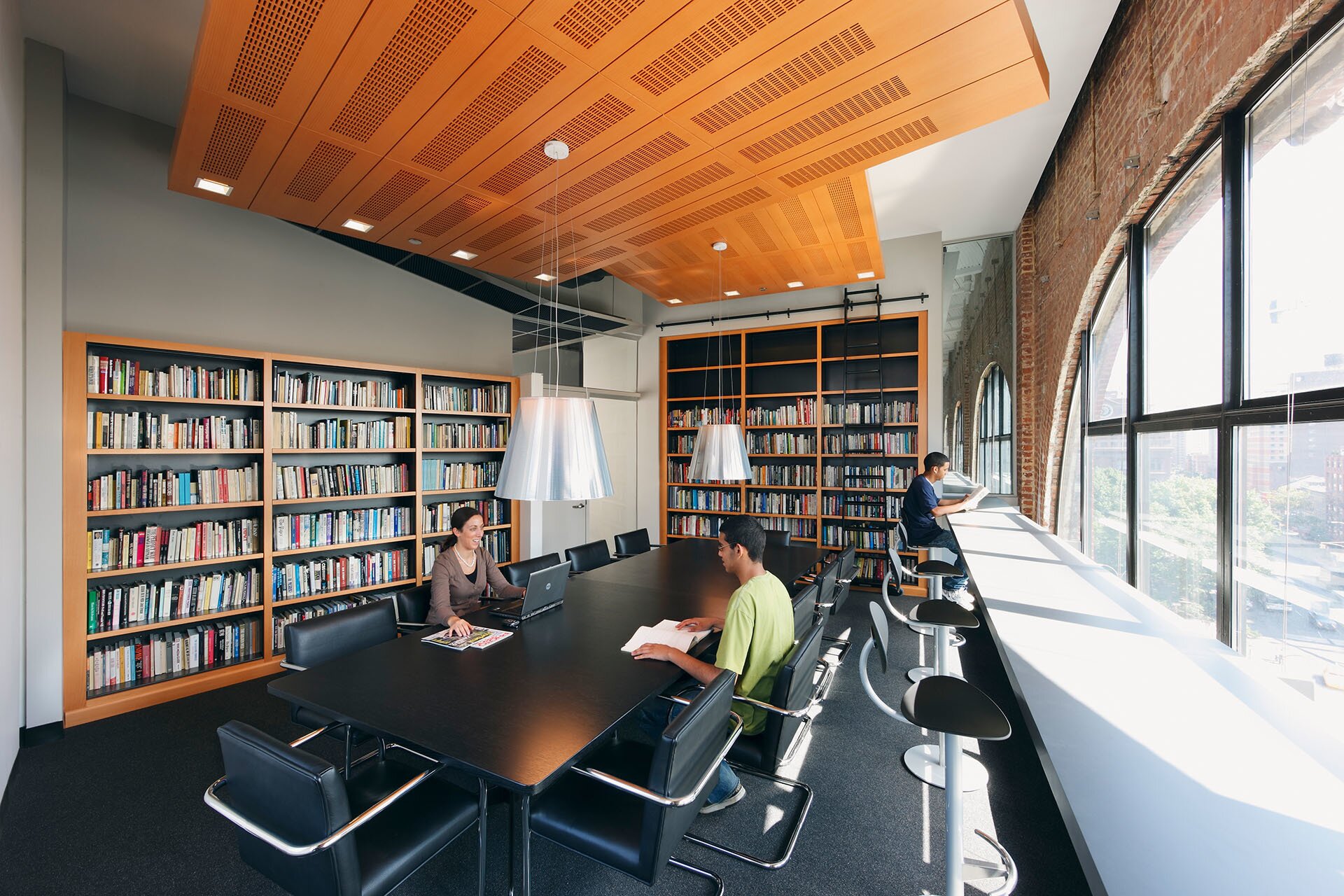 纽约大学新闻学院内部空间,地点:纽约州纽约市,建筑师:Polshek Partnership。