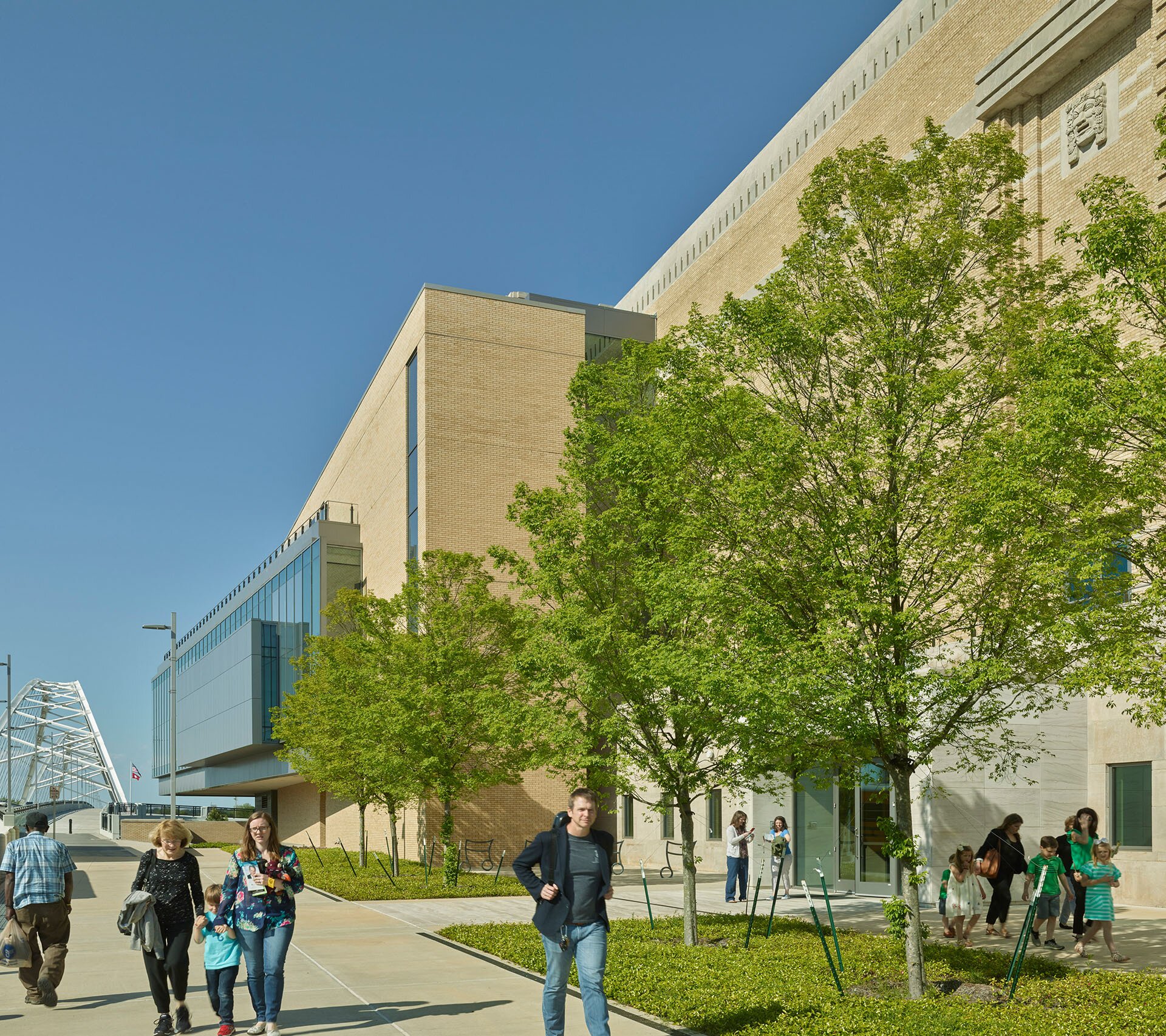 80 — Final Photography — Exterior;