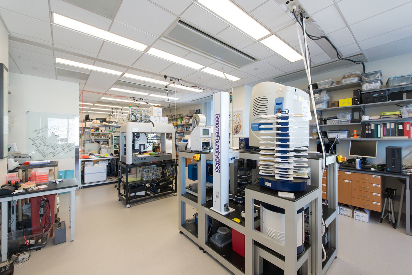 1101_ScienceBuilding_GenomeLab