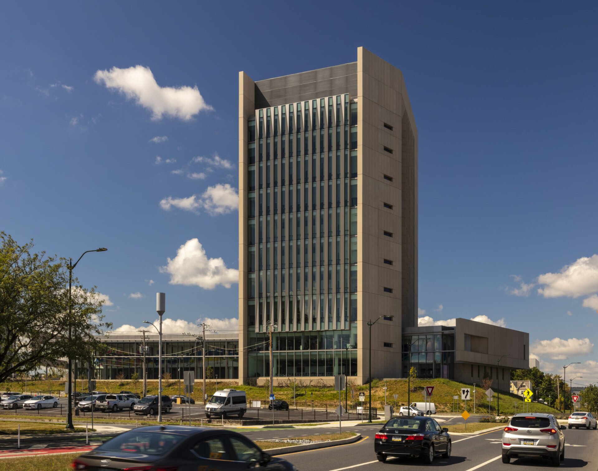 Ennead-1629-GSA-Harrisburg-Rambo-Courthouse-01-FinalExtPhoto-0018_medium