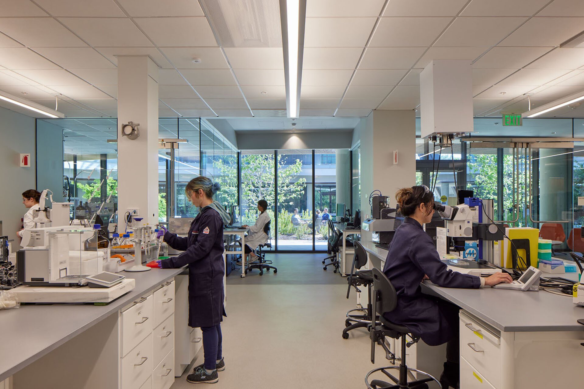 StanfordCHEMC_PhotoByBruceDamonte_42
