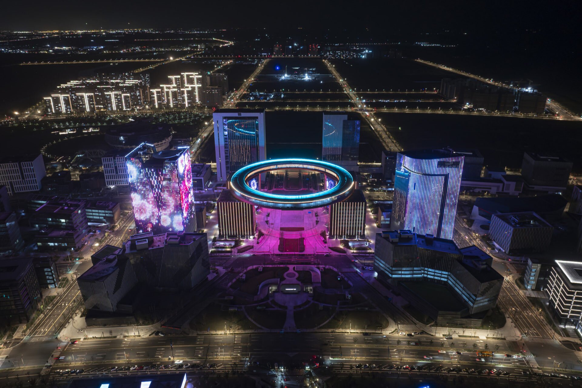 Ennead-1940-Lingang-Shanghai-FTZ-01-FinalExtPhoto-0005_medium
