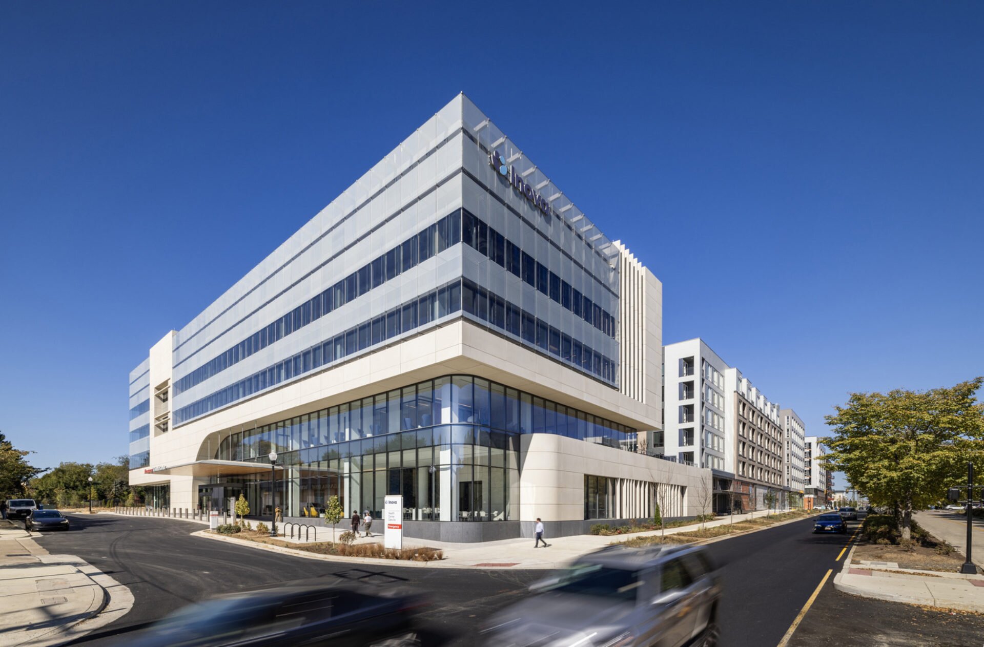 Ennead-2029-Inova-Oakville-at-Potomac-Yards-01-FinalExtPhoto-0008_medium