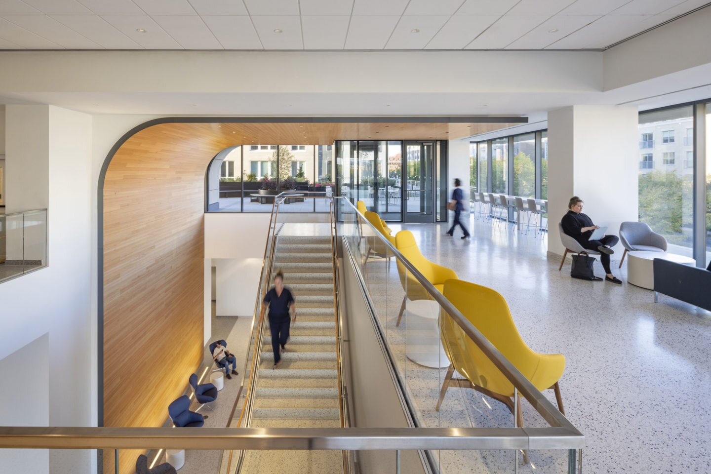Ennead-2029-Inova-Oakville-at-Potomac-Yards-03-FinalIntPhoto-0014_medium